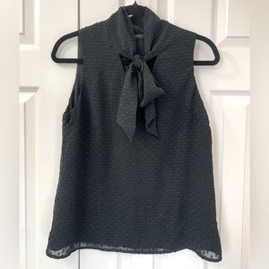 Banana Republic Small sleeveless blouse